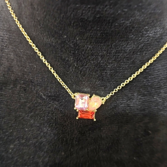 NWT Nordstrom Rack Gold Chain Necklace with Multicolor Pink  Gemstone Adjustable - Picture 1 of 12